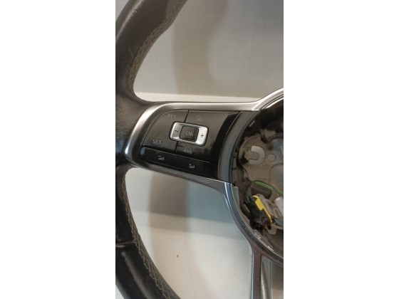 Volante Volkswagen Golf VII 2017 v128